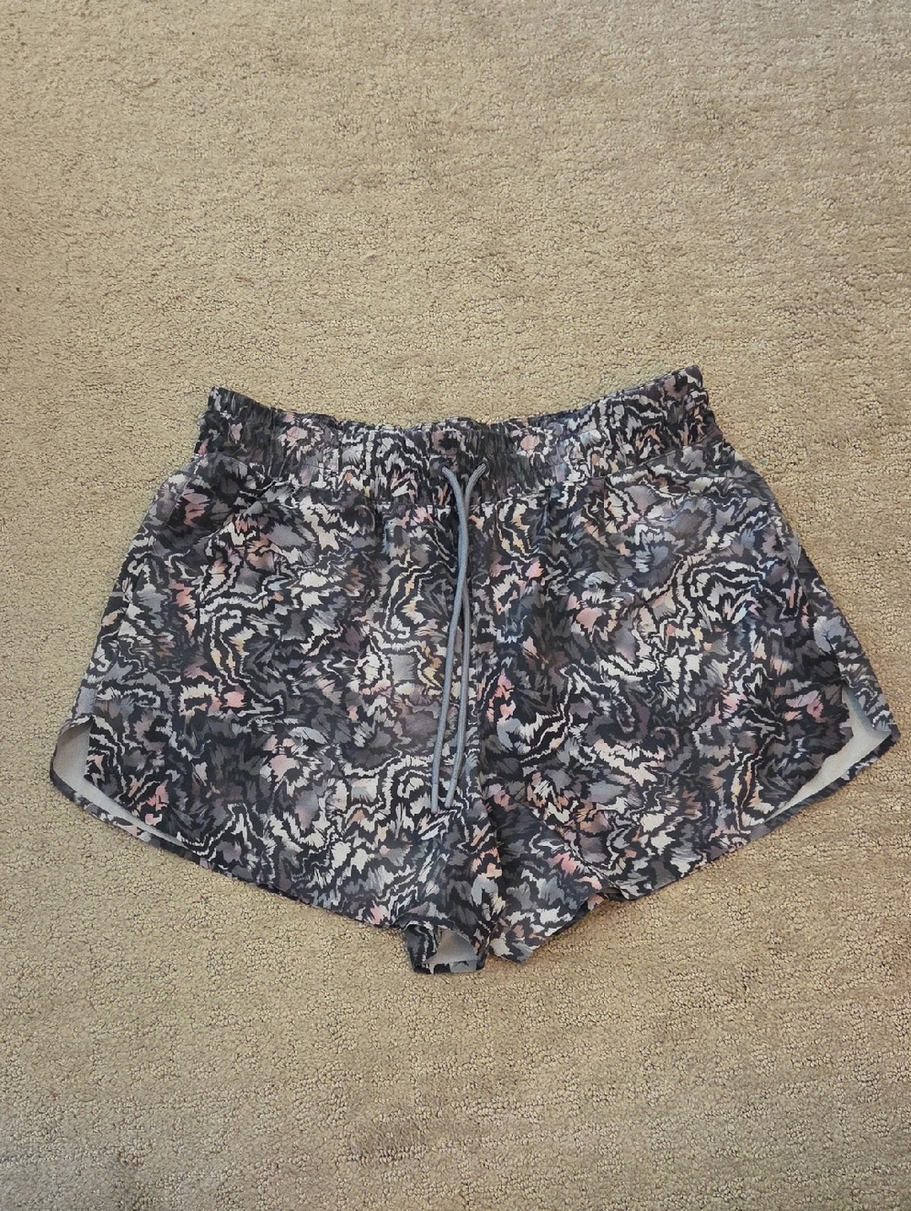 Athleta Abstract Print Athletic Shorts in Gray and Pink